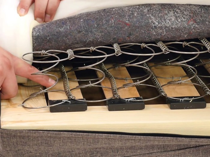 Пружинный блок дивана